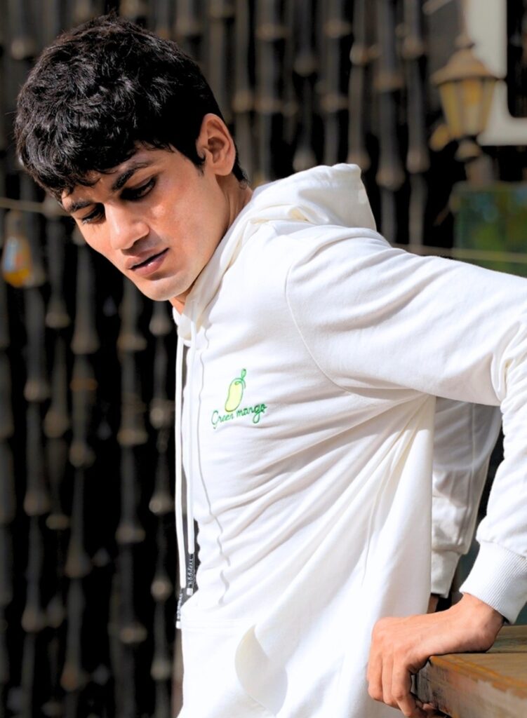 Green Mango White Hoodie - view 2